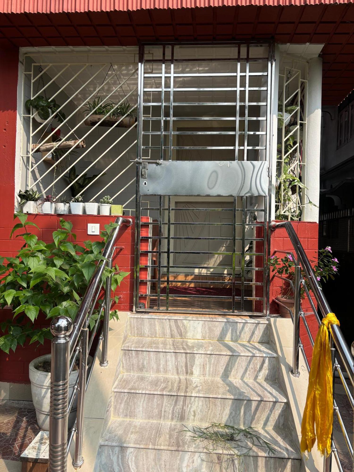 Newa House Homestay Siliguri Eksteriør billede